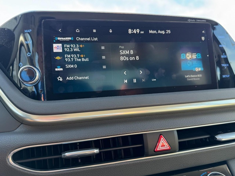 Hyundai Sonata Vehicle Image 19