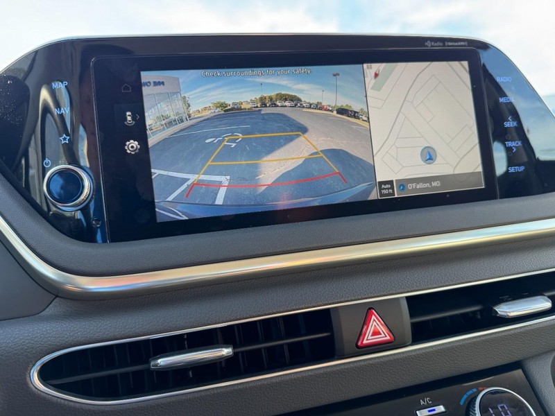Hyundai Sonata Vehicle Image 20