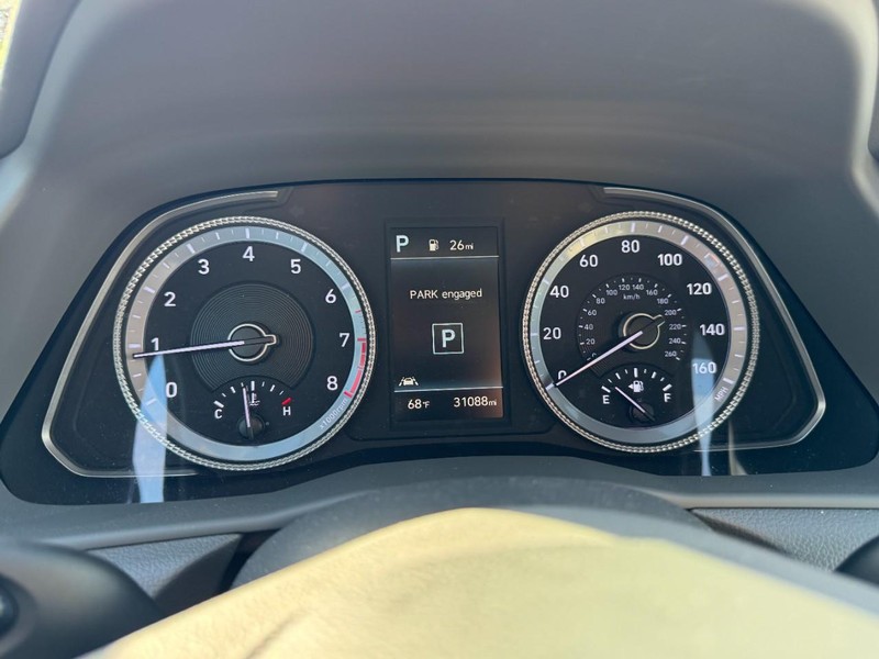 Hyundai Sonata Vehicle Image 22