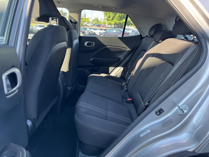 Hyundai Venue Vehicle Image 10