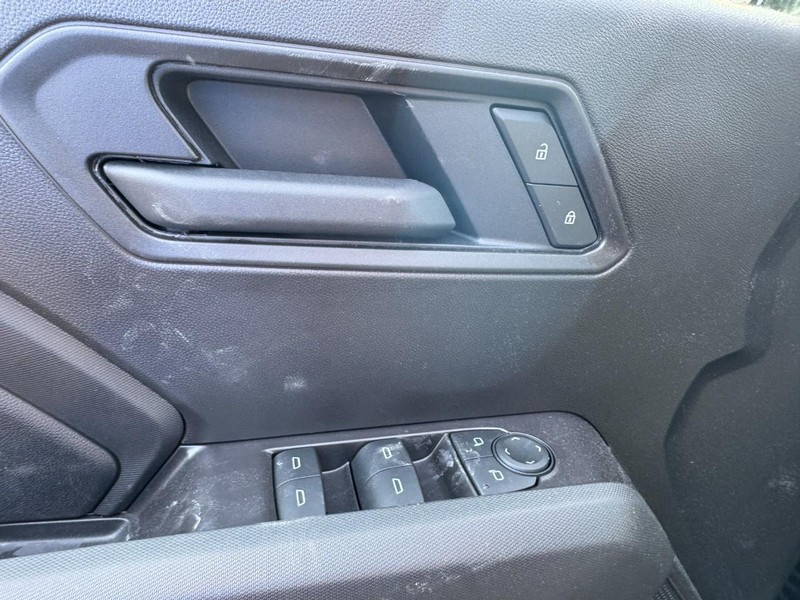 Chevrolet Colorado Vehicle Image 10