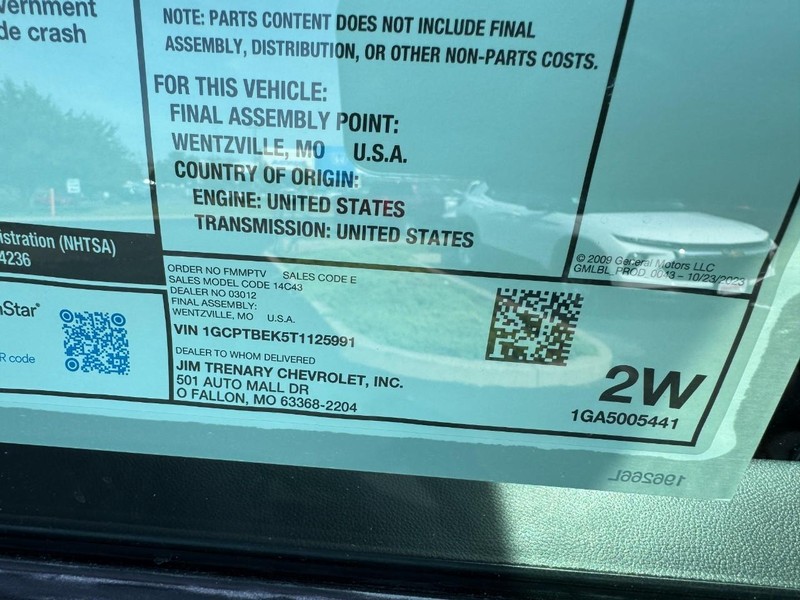 Chevrolet Colorado Vehicle Image 18