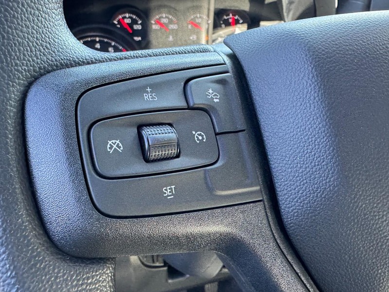 Chevrolet Silverado 1500 Vehicle Image 14
