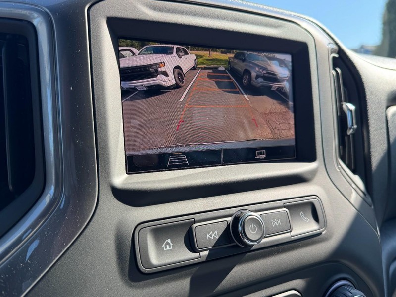 Chevrolet Silverado 1500 Vehicle Image 17