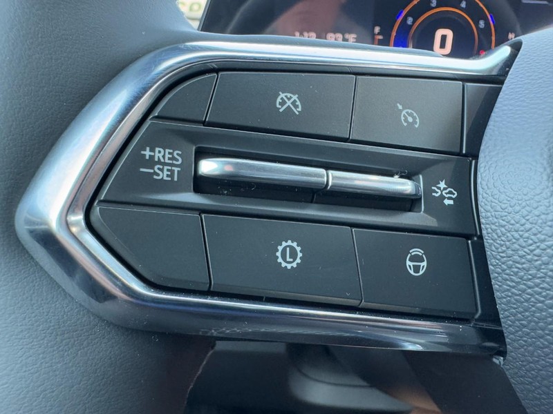 Chevrolet Traverse Vehicle Image 12