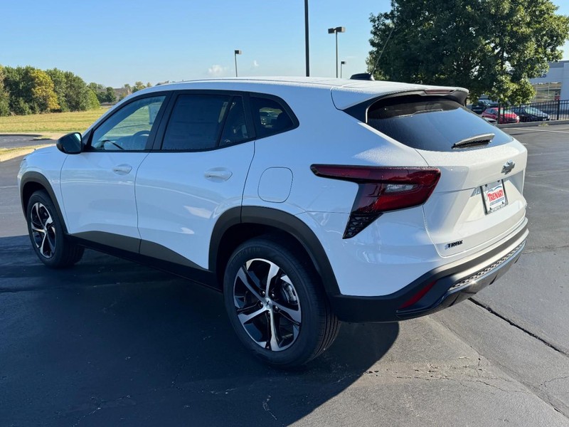 Chevrolet Trax Vehicle Image 05