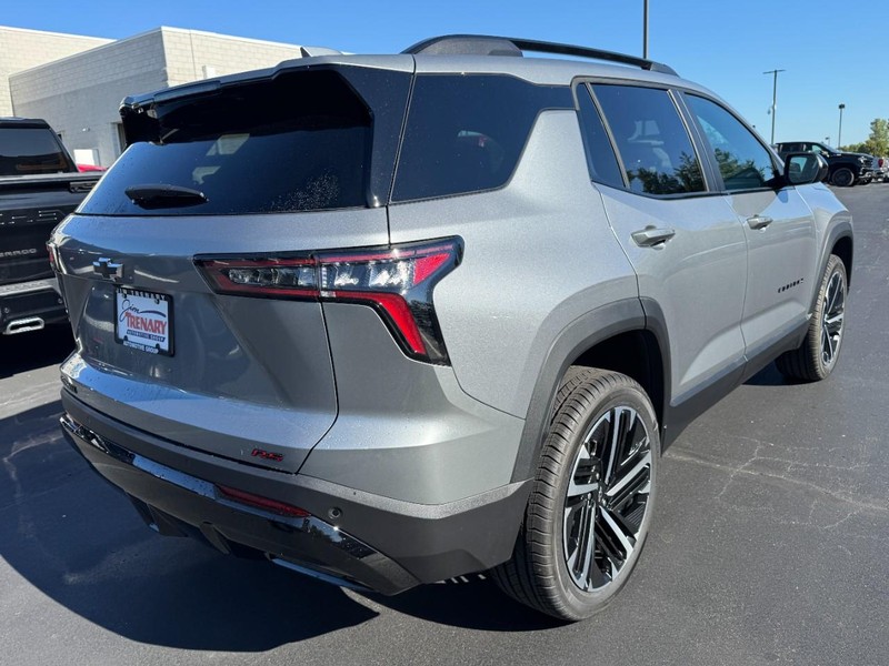 Chevrolet Equinox Vehicle Image 03