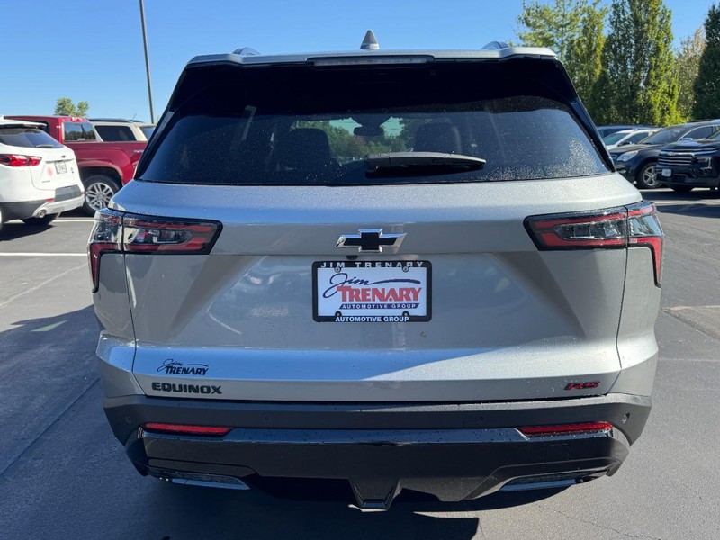Chevrolet Equinox Vehicle Image 04