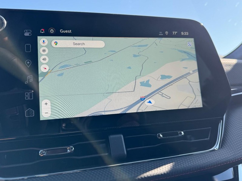 Chevrolet Equinox Vehicle Image 15