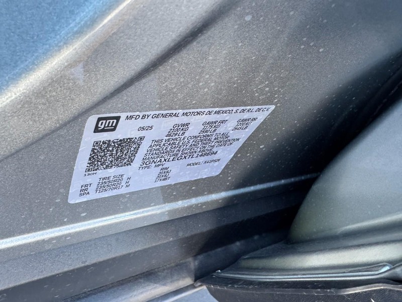 Chevrolet Equinox Vehicle Image 18