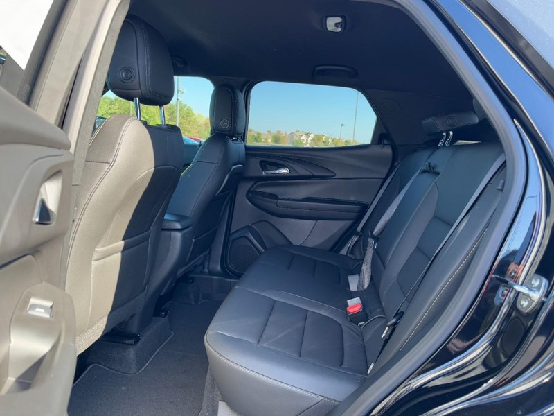 Chevrolet TrailBlazer Vehicle Image 07