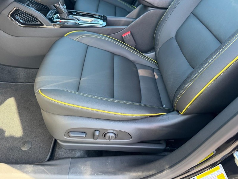 Chevrolet TrailBlazer Vehicle Image 09