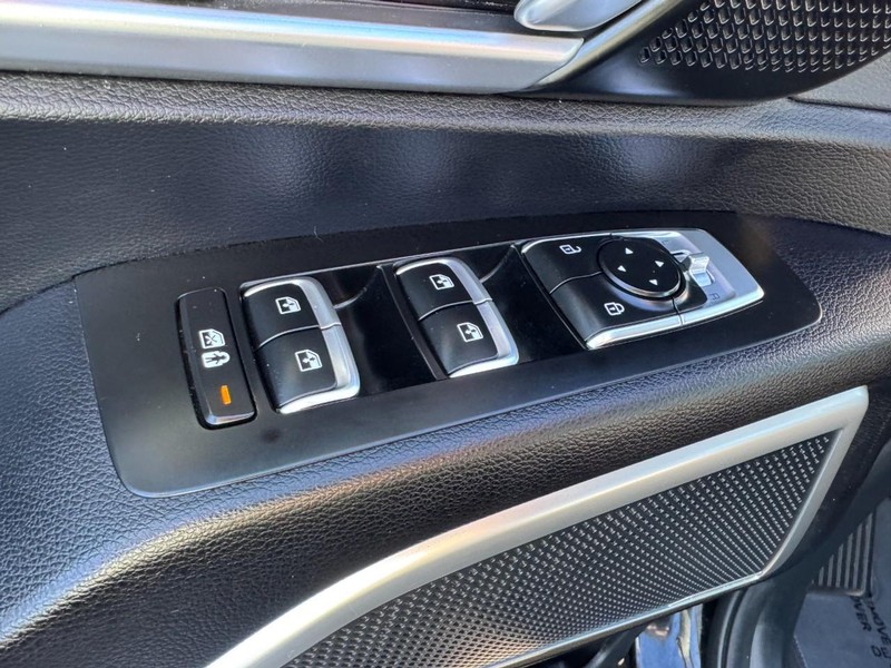 Kia Telluride Vehicle Image 16