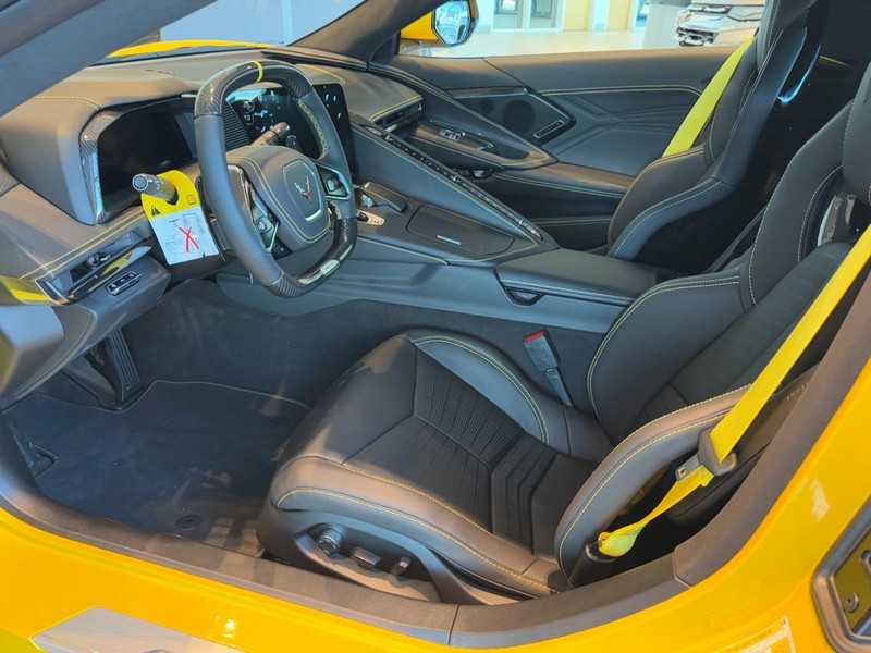 Chevrolet Corvette Vehicle Image 08