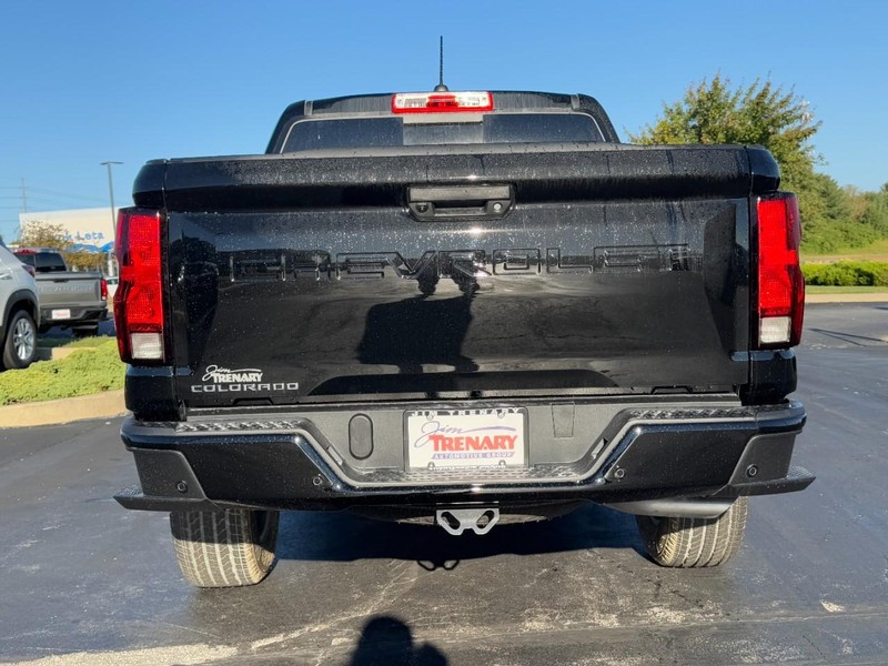 Chevrolet Colorado Vehicle Image 04
