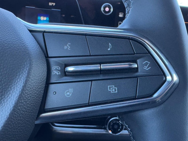Chevrolet Equinox Vehicle Image 13