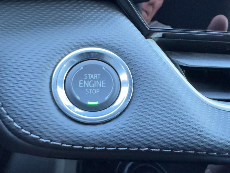 Chevrolet Equinox Vehicle Image 18