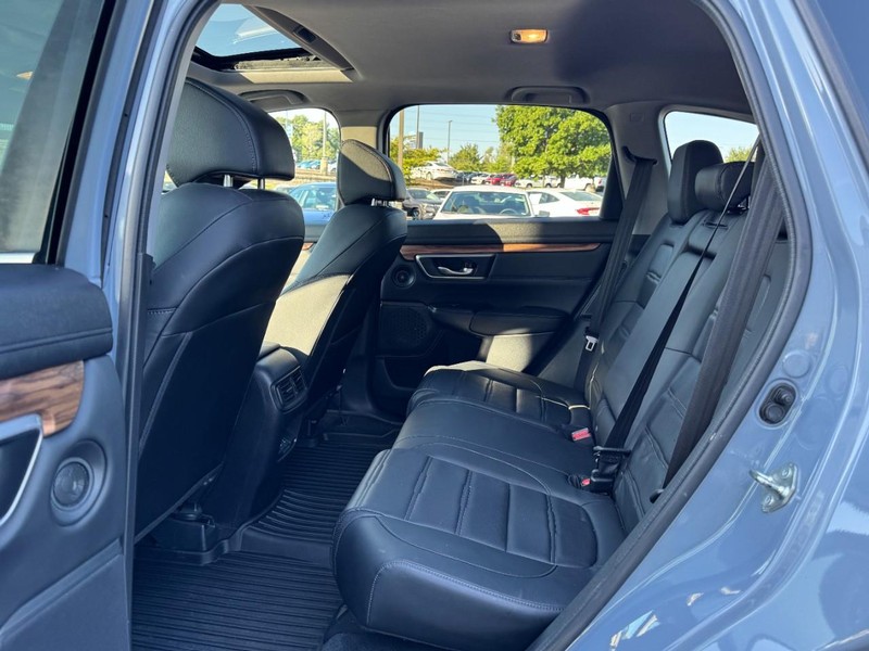 Honda CR-V Hybrid Vehicle Image 10