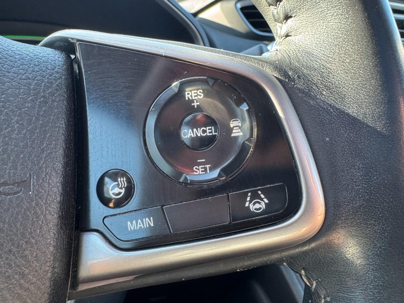 Honda CR-V Hybrid Vehicle Image 14