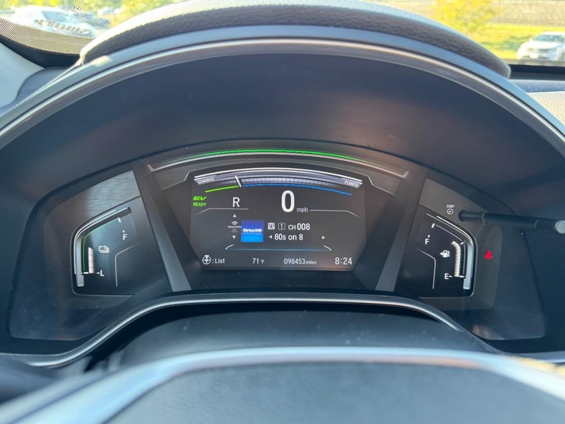 Honda CR-V Hybrid Vehicle Image 19