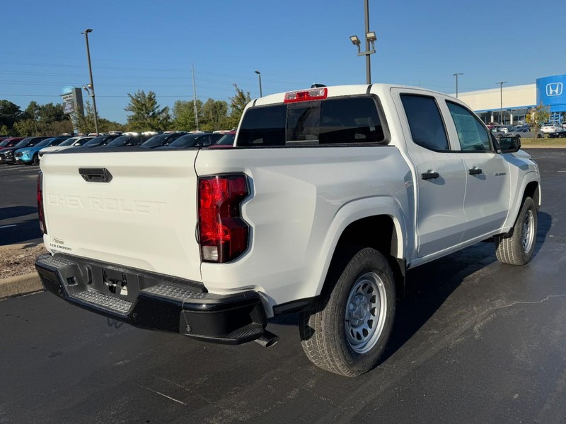 Chevrolet Colorado Vehicle Image 03