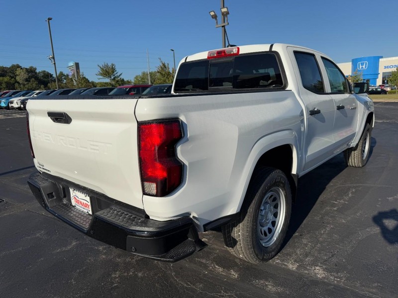 Chevrolet Colorado Vehicle Image 03