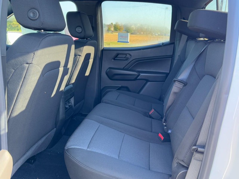 Chevrolet Colorado Vehicle Image 08