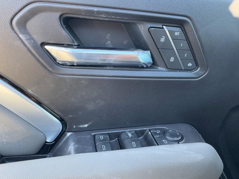 Chevrolet Colorado Vehicle Image 10