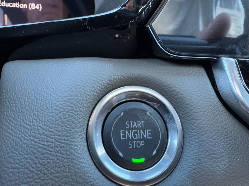 Chevrolet Colorado Vehicle Image 17