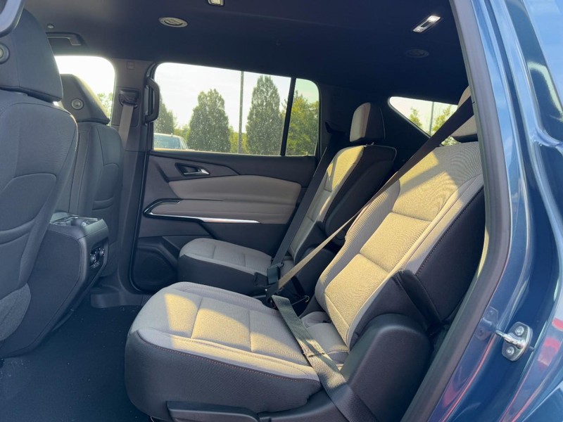 Chevrolet Traverse Vehicle Image 07