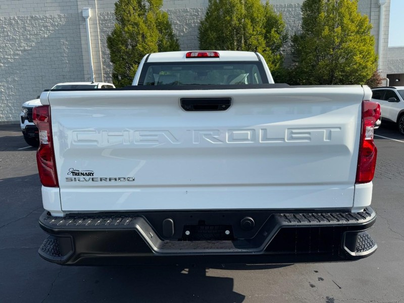 Chevrolet Silverado 1500 Vehicle Image 04