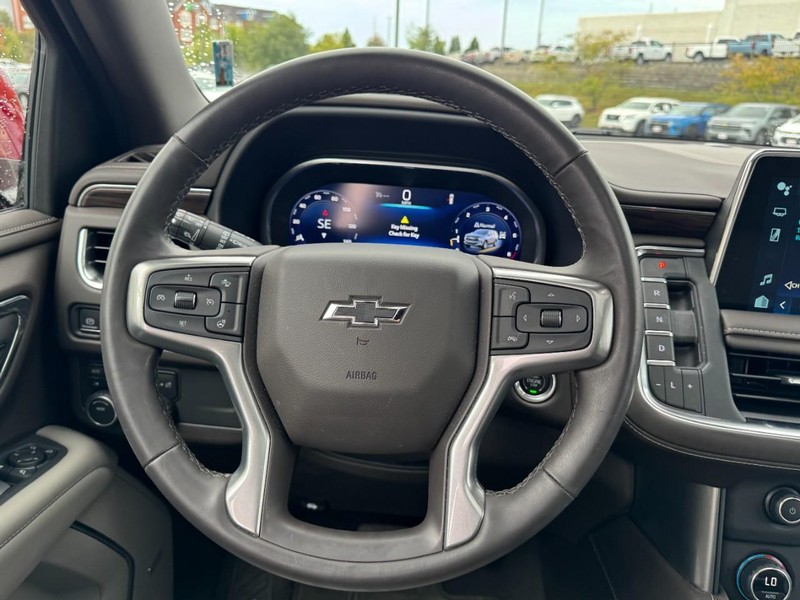 Chevrolet Tahoe Vehicle Image 14
