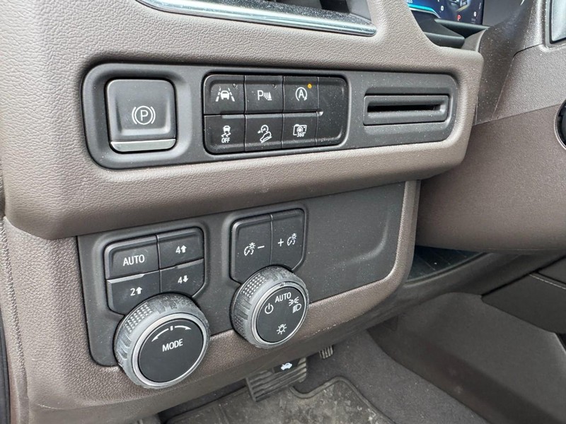 Chevrolet Tahoe Vehicle Image 18