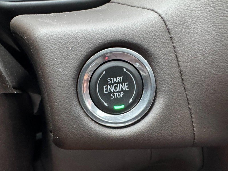 Chevrolet Tahoe Vehicle Image 24