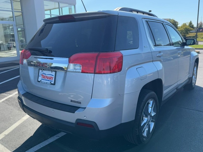 GMC Terrain Vehicle Image 03
