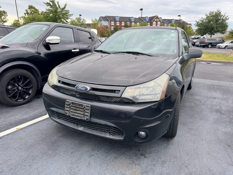 Ford Focus Vehicle Image 02
