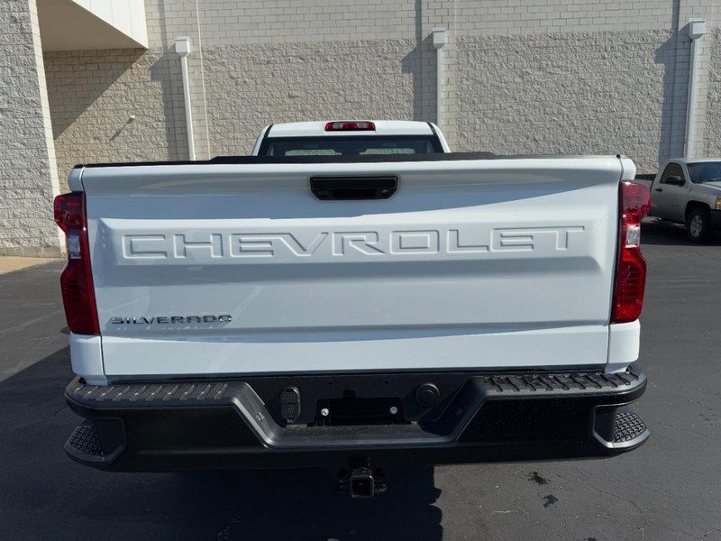 Chevrolet Silverado 1500 Vehicle Image 05