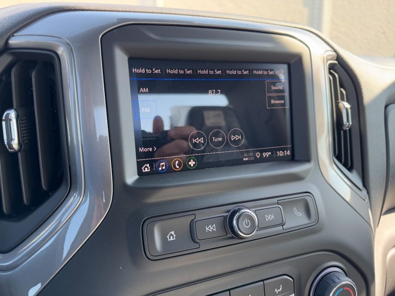 Chevrolet Silverado 1500 Vehicle Image 15