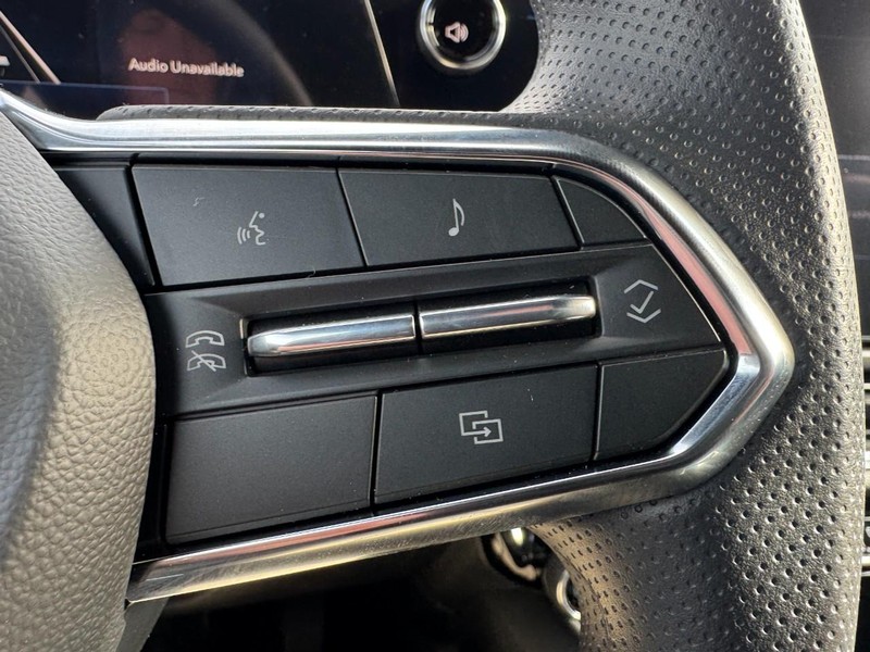 Chevrolet Equinox EV Vehicle Image 12