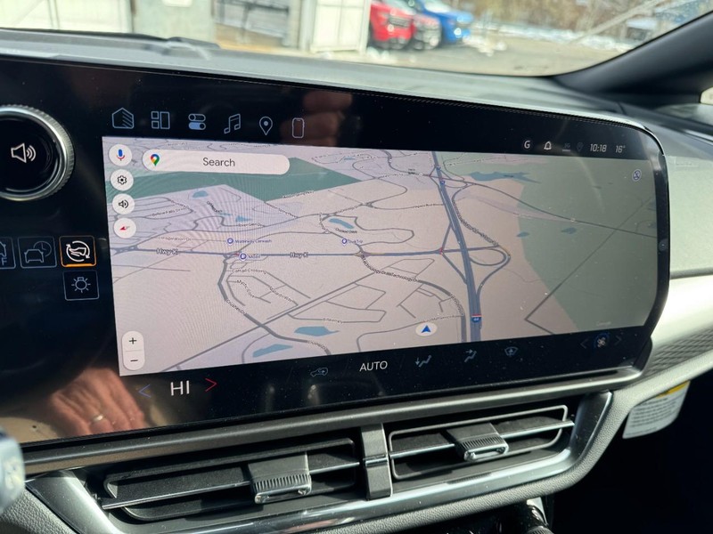 Chevrolet Equinox EV Vehicle Image 14