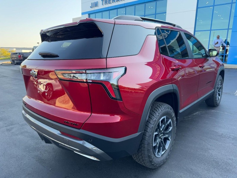Chevrolet Equinox Vehicle Image 03