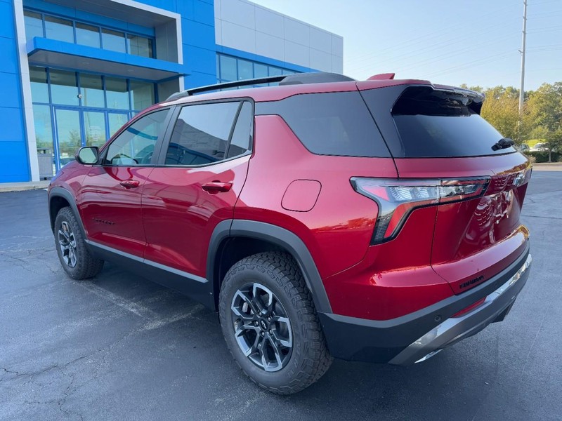 Chevrolet Equinox Vehicle Image 05