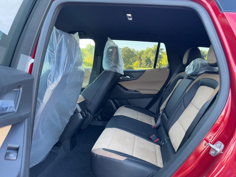 Chevrolet Equinox Vehicle Image 08