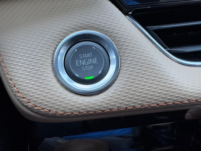 Chevrolet Equinox Vehicle Image 18