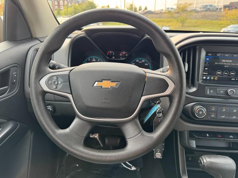 Chevrolet Colorado Vehicle Image 12