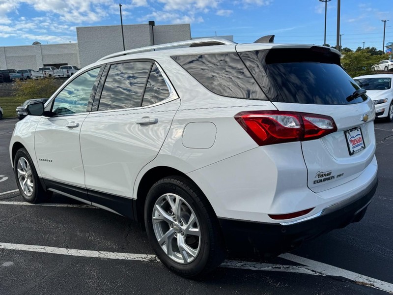 Chevrolet Equinox Vehicle Image 05