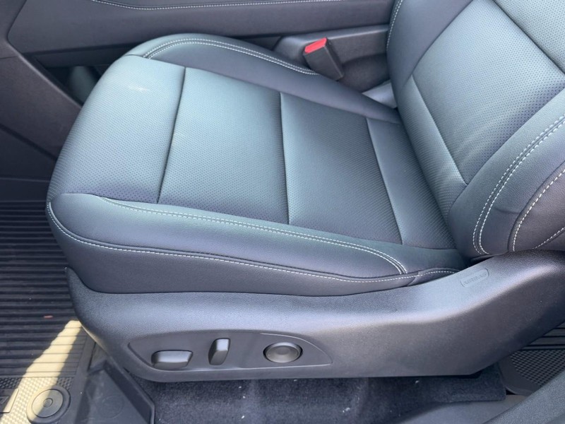 Chevrolet Traverse Vehicle Image 10