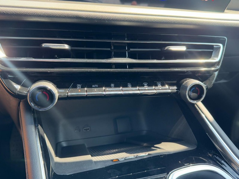 Chevrolet Traverse Vehicle Image 14