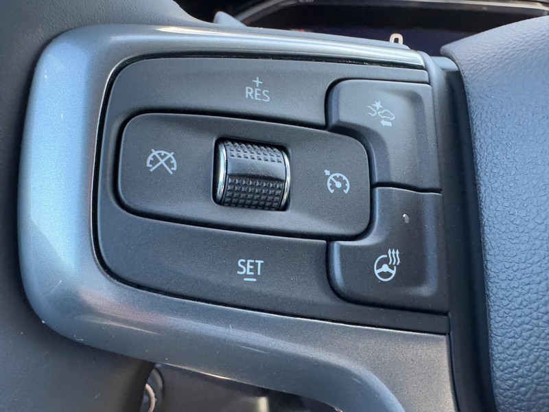 Chevrolet Silverado 1500 Vehicle Image 12