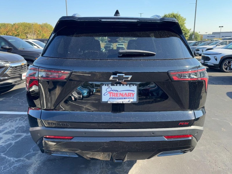 Chevrolet Equinox Vehicle Image 04